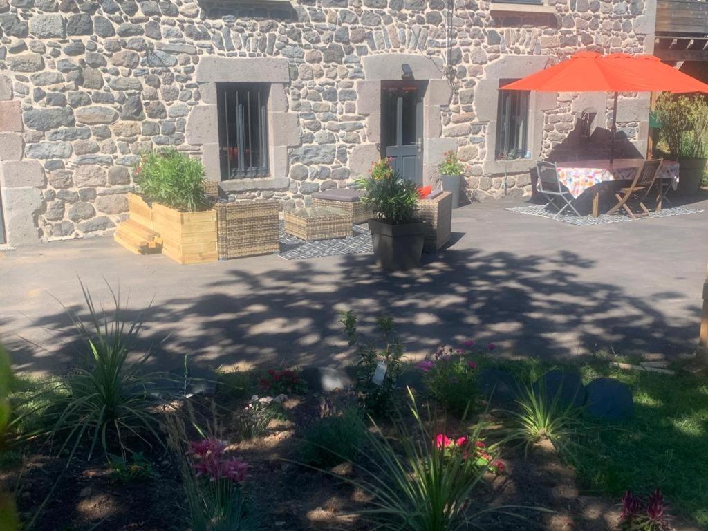 Gîte de la Couze pavin Besse-et-Saint-Anastaise Extérieur photo